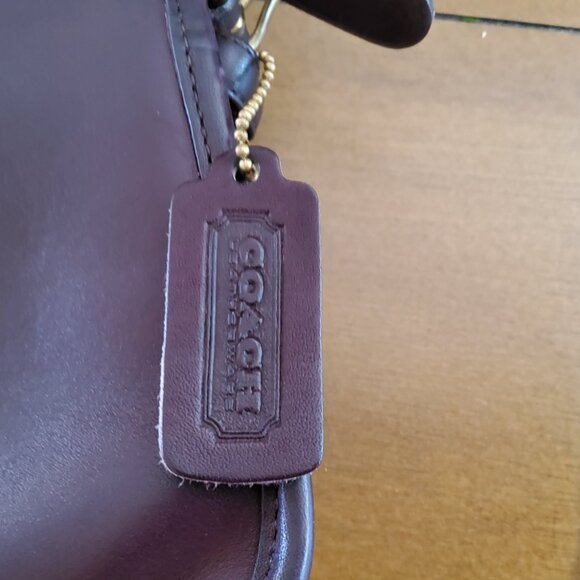 Vintage Coach Messenger Crossbody New York City in Burgundy +Original Hangtag - Picture 6 of 10